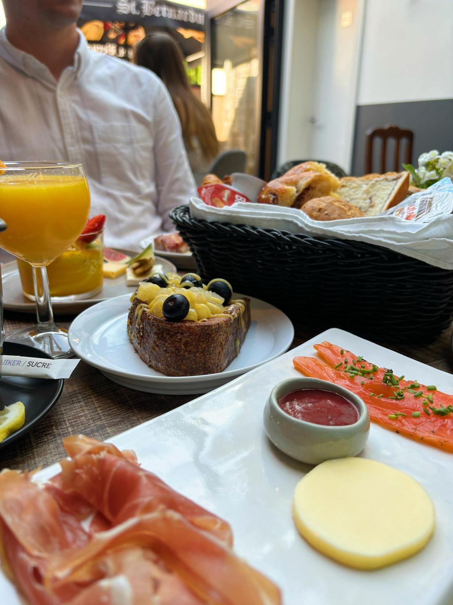 Hotel Het Menneke Άσσελτ Εξωτερικό φωτογραφία